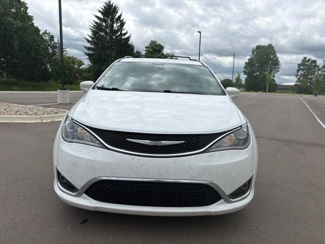 2017 Chrysler Pacifica Touring L Plus