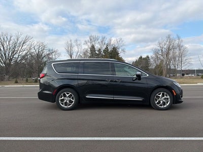2019 Chrysler Pacifica Limited