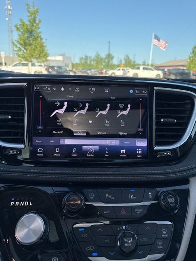 2023 Chrysler Pacifica Limited