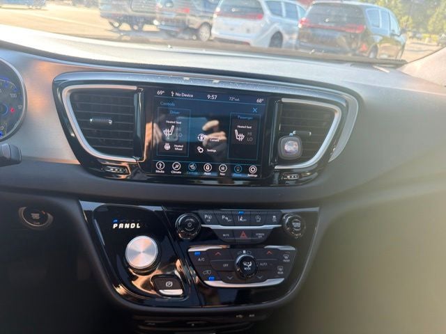 2020 Chrysler Pacifica Launch Edition