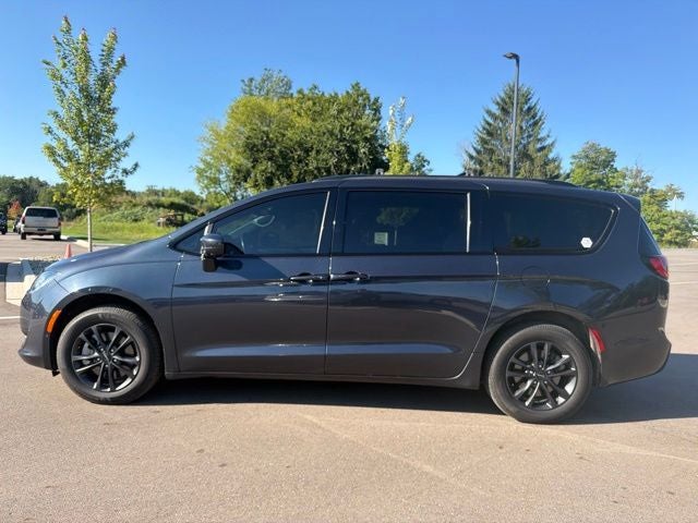 2020 Chrysler Pacifica Launch Edition