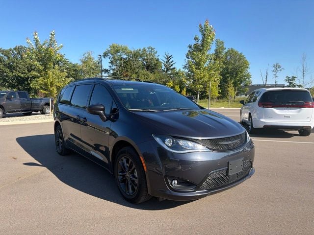 2020 Chrysler Pacifica Launch Edition