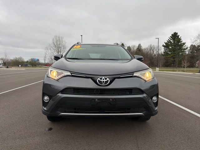 2016 Toyota RAV4 XLE