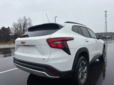 2025 Chevrolet Trax LT