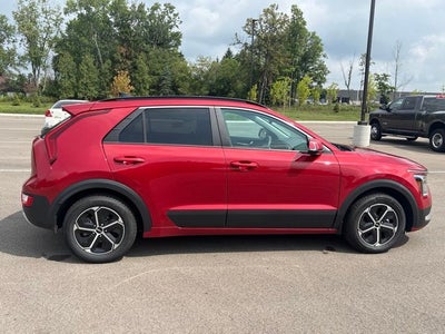 2024 Kia Niro EX