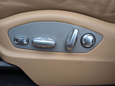 2018 Porsche Macan Base