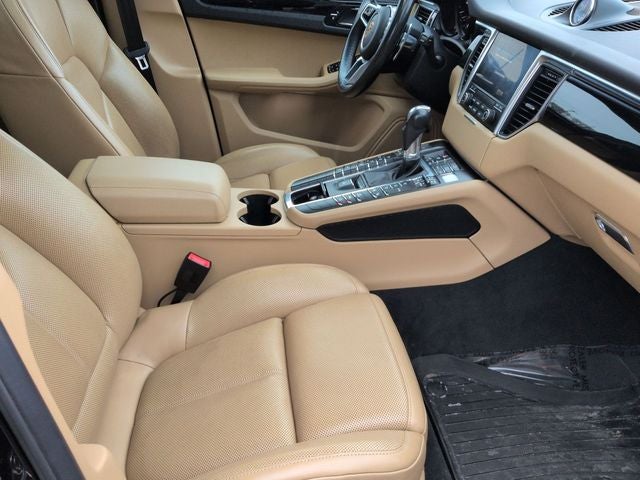 2018 Porsche Macan Base