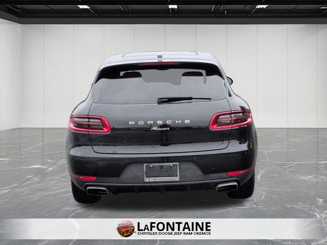 2018 Porsche Macan Base